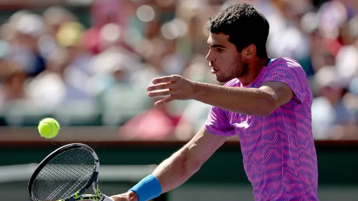 Carlos Alcaraz: número um no ranking da ATP (Foto: Matthew Stockman/Getty Images)
