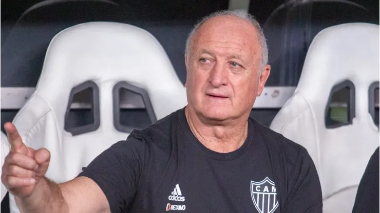 Atlético prepara chapéu após Felipão aprovar contratação
