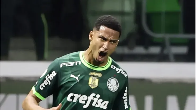 Murilo em ação pelo Palmeiras
