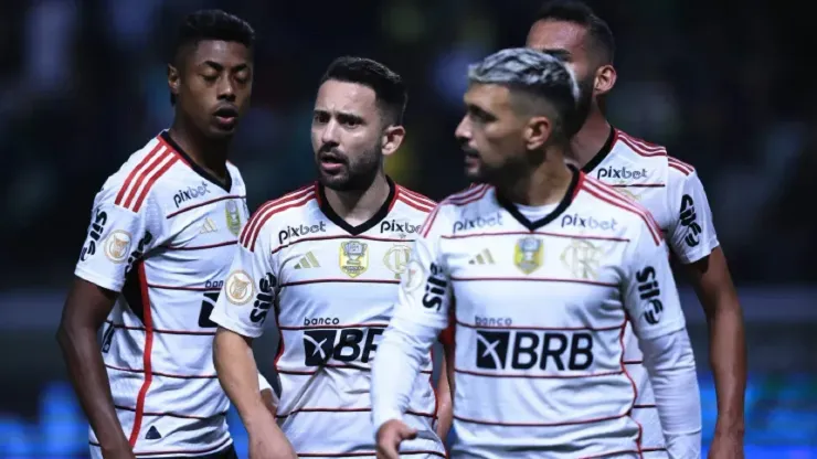 Foto: Ettore Chiereguini/AGIF - Futuro estádio do Flamengo poderá contar com o uso de energia solar
