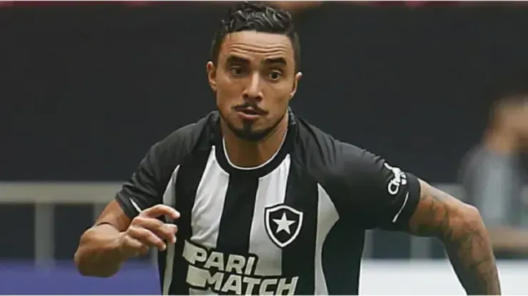 Foto: Vitor Silva/Botafogo – Rafael, lateral-direito do Botafogo
