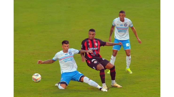 O duelo entre Bahia e Vitória possui igualdade sob as mais diversas formas dentro de campo. 
