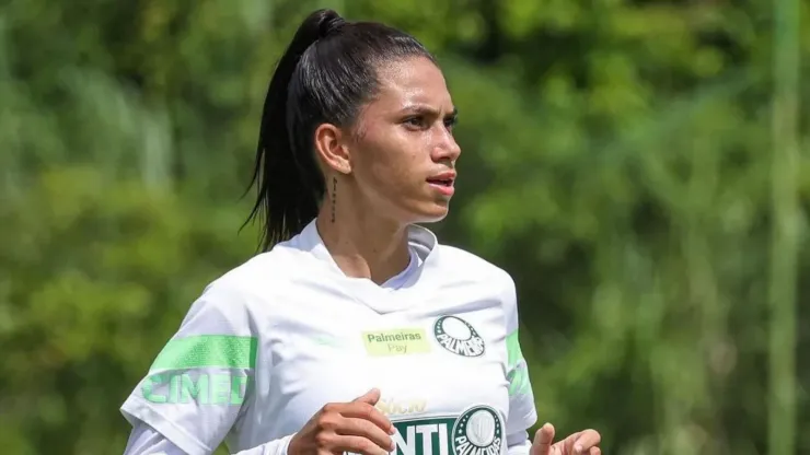 Jogadora foi a segunda atleta mais jovem a disputar o Brasileirão Feminino. Divulgação/Assessoria.
