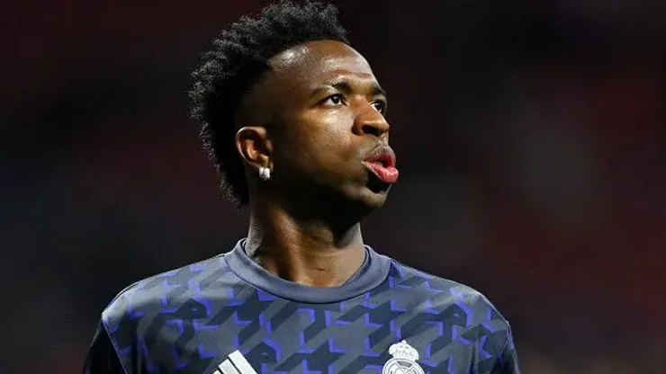 Vinicius Júnior no Estádio Metropolitano, em confronto entre Atlético de Madrid e Real Madrid, pela Copa do Rei, no dia 18/01/2024. Foto: David Ramos/Getty Images
