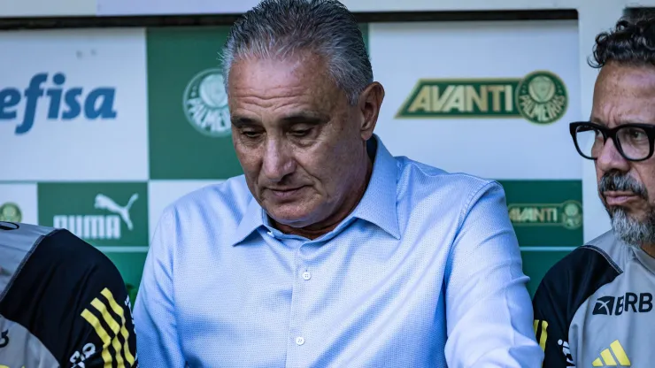 Tite desabafou na coletiva após levar cusparada ao deixar o gramado do Allianz Parque
