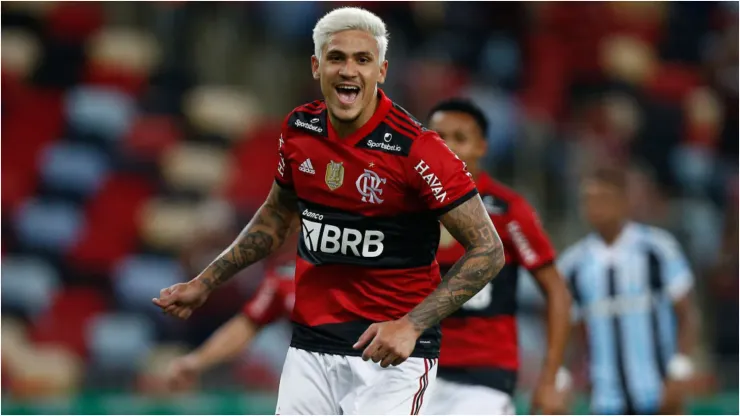 Foto: Wagner Meier/Getty Images - Pedro em jogo do Flamengo.
