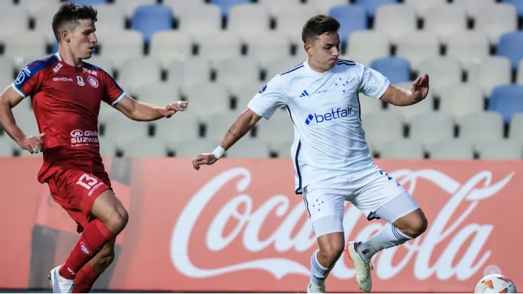 Jogador do Cruzeiro em ação pela Copa Sul-Americana.
Foto: Cruzeiro
