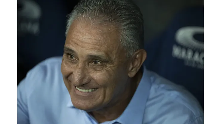 Tite tem motivos pra sorrir pelo histórico diante do Botafogo.  
