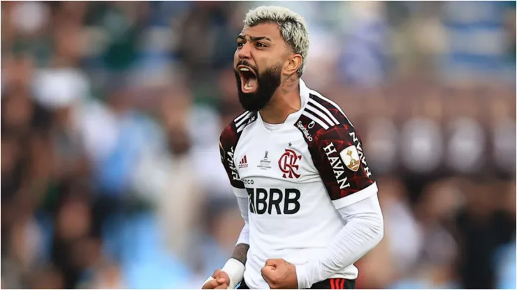 Foto: Buda Mendes/Getty Images - Gabigol comemorando gol
