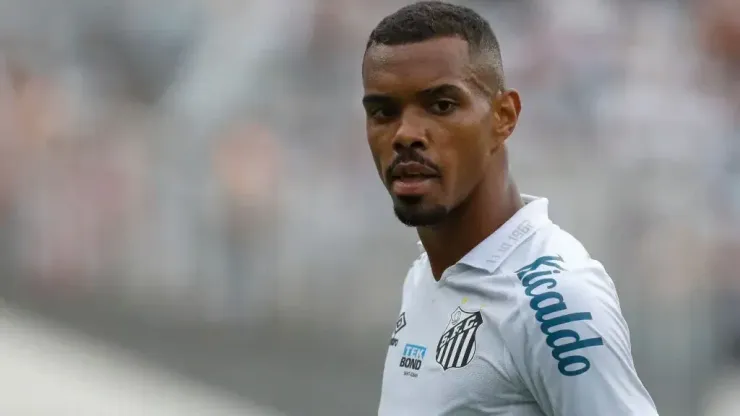 Foto: Raul Baretta/Santos FC - Lucas Pires pode retornar ao Santos
