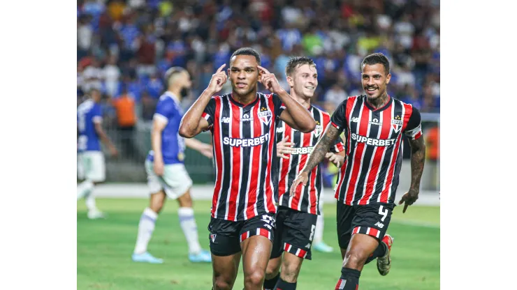 Juan comemora gol de vitória do São Paulo no Pará. 
