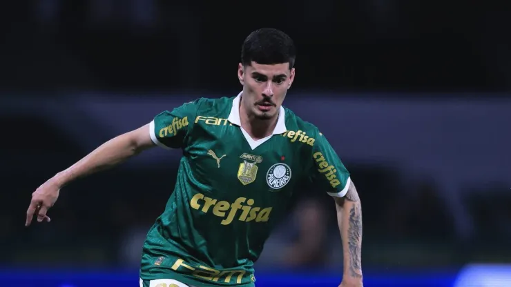 Rômulo, jogador do Palmeiras. 
