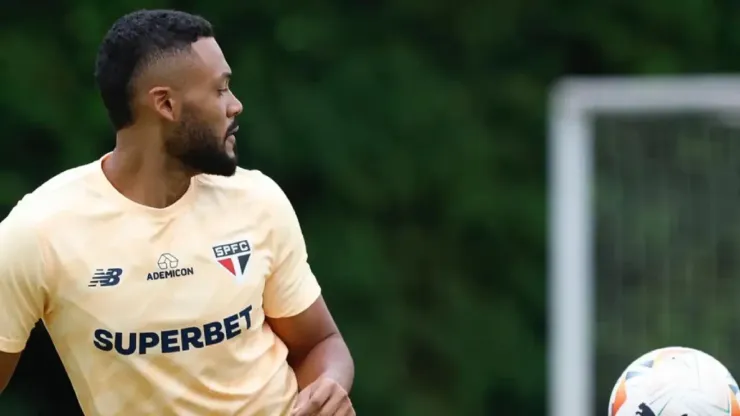 Foto: Rubens Chiri/ São Paulo FC - Sabino, zagueiro do São Paulo
