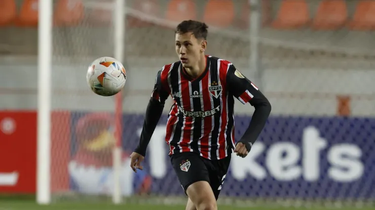 Patryck tem contrato com o São Paulo até 2027 - Foto: Rubens Chiri/Saopaulofc
