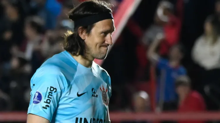 Cassio ex-goleiro do Corinthians lamenta durante partida contra o Argentinos Juniors no estadio Diego Armando Maradona pelo campeonato Copa Sul-Americana 2024. Foto: Fotobairesarg/AGIF
