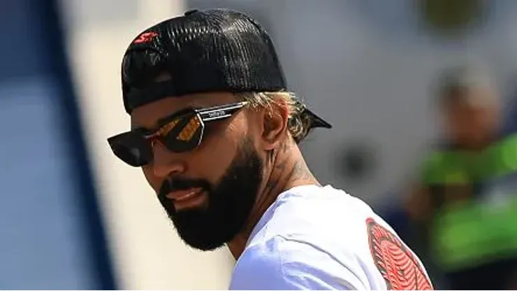 Gabigol durante a viagem para o Equador antes da decisão da Copa Libertadores de 2022, entre Flamengo e Athletico/PR, no dia 26/10/2022. Foto: Buda Mendes/Getty Images
