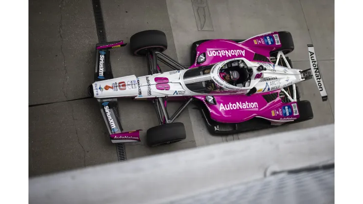 Helio Castroneves tenta mais uma vitória que seria histórica em Indianápolis (Foto: James Gilbert/Getty Images)
