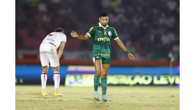 Rony jogador do Palmeiras durante partida contra o Botafogo-SP. Foto: Thiago Calil/AGIF
