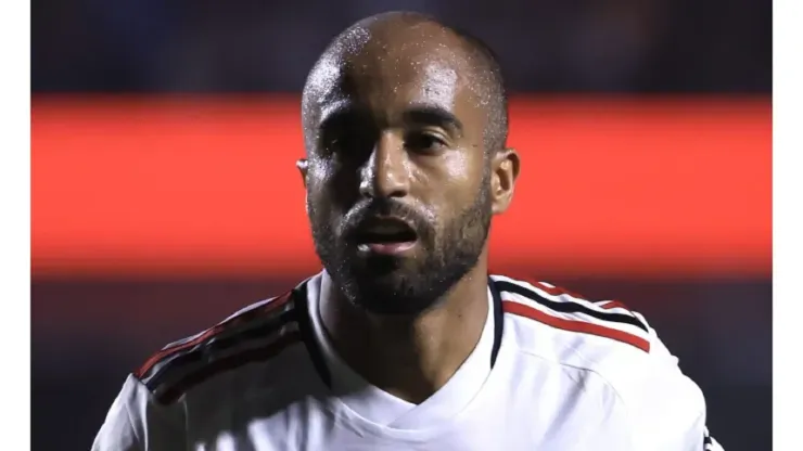 Foto: Marcello Zambrana/AGIF - Lucas Moura fez o primeiro gol da vitória por 2 a 0 do São Paulo sobre o Águia de Marabá pela Copa do Brasil nesta quinta-feira (23)
