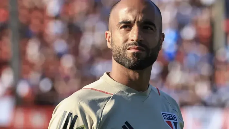 Foto: Marcello Zambrana/AGIF - Lucas Moura respondeu se já tem condições de atuar por 90 minutos pelo São Paulo
