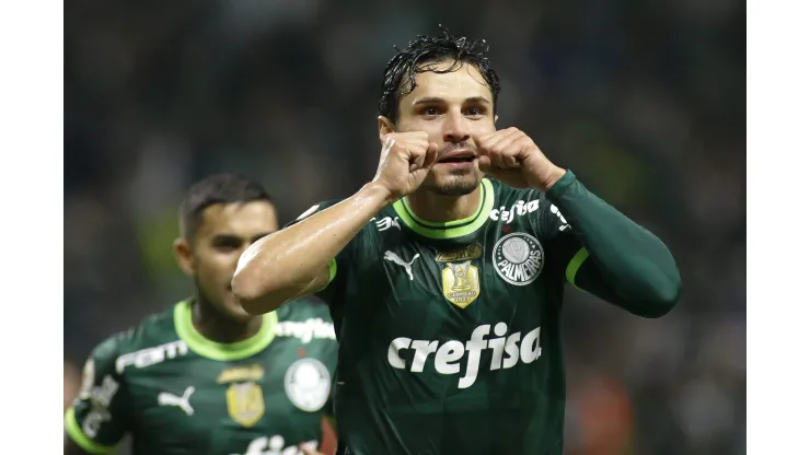 Raphael Veiganão vive bom momento no Palmeiras
