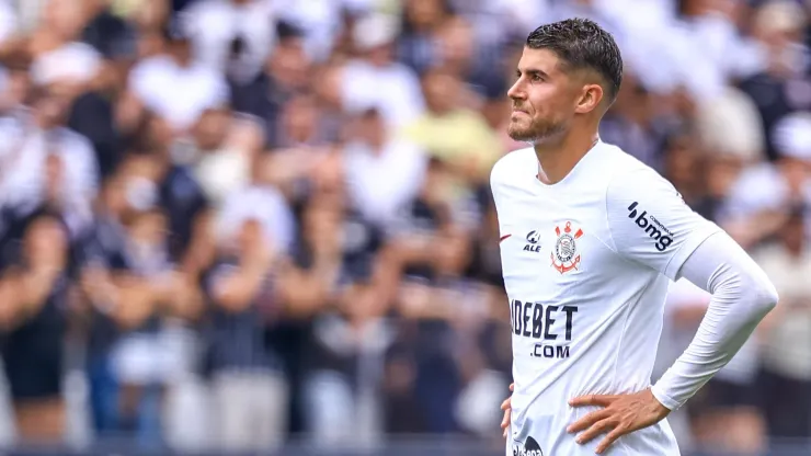 Pedro Raul jogador do Corinthians lamenta durante partida contra o Novorizontino no estadio Arena Corinthians pelo campeonato Paulista 2024. Foto: Marcello Zambrana/AGIF
