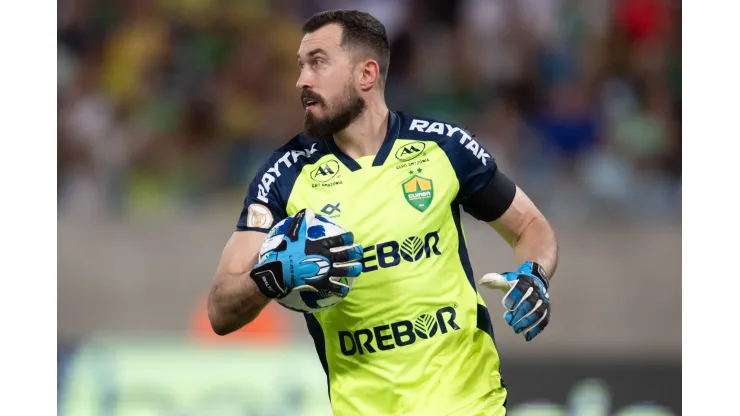 Walter jogou no Corinthians antes de atuar no Cuiabá
