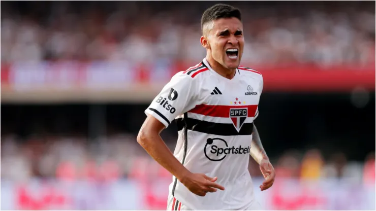 Foto: Ricardo Moreira/Getty Images - Nestor em partida do SPFC
