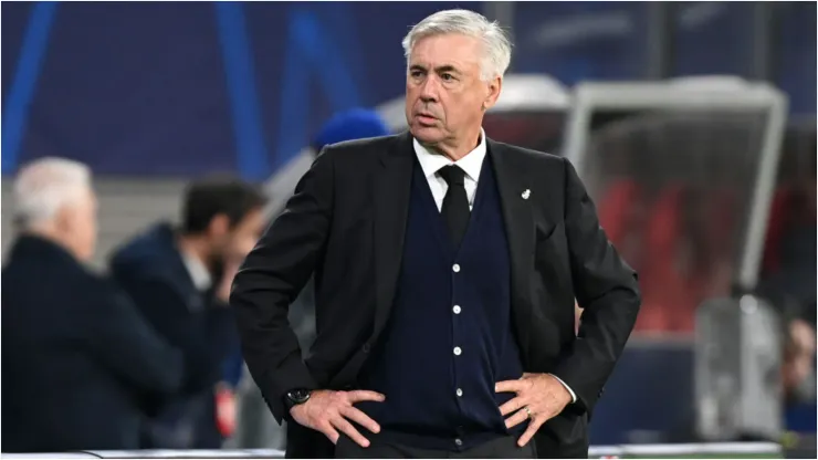 Foto: Stuart Franklin/Getty Images - Ancelotti em jogo do Real Madrid.
