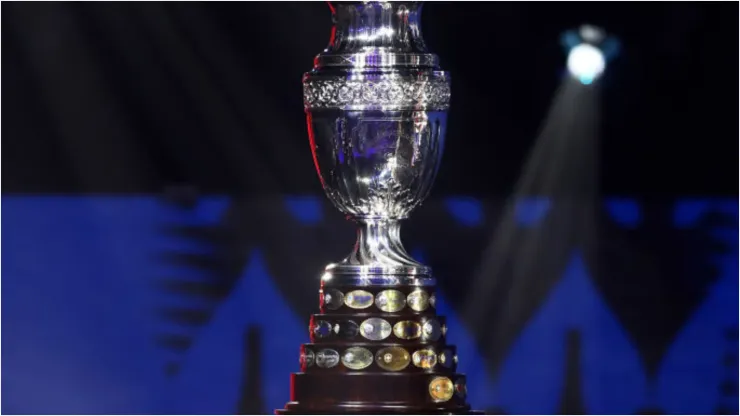 Foto:Megan Briggs/Getty Images - Troféu da Copa América
