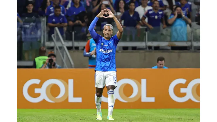 Matheus Pereira decide mais uma vez para o Cruzeiro. 
