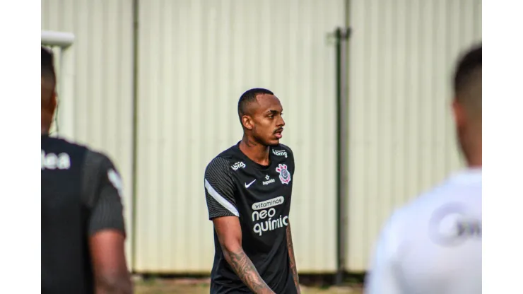 Foto: Felipe Szpak / Agência Cirinthians - Raul Gustavo, zagueiro do Corinthians
