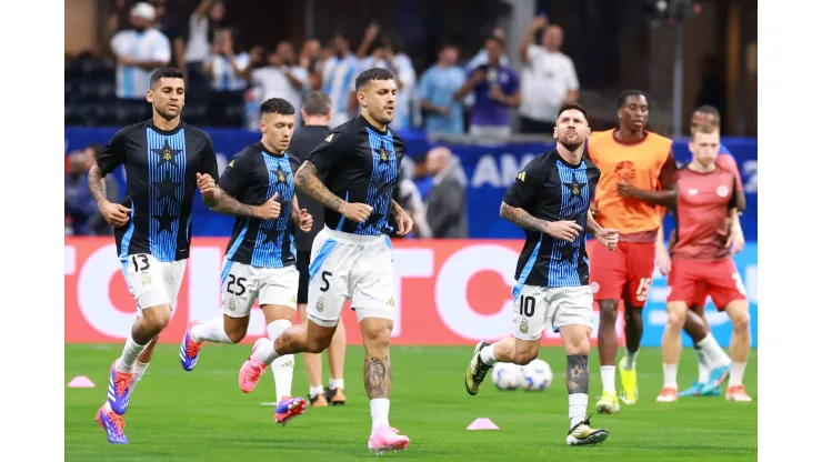 Argentina e Canadá no aquecimento (Foto: Hector Vivas/Getty Images)