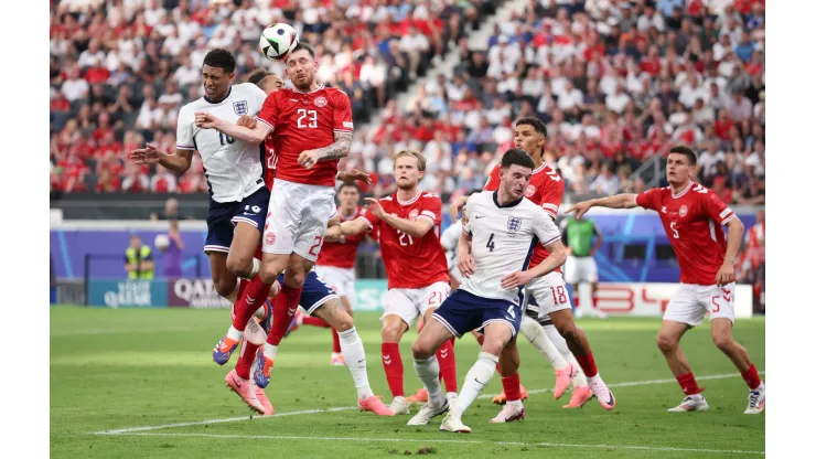 Dinamarca x Inglaterra na Eurocopa. (Foto de Alex Grimm/Getty Images)
