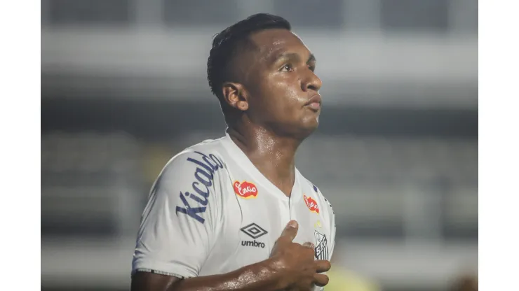 Foto: Reinaldo Campos/AGIF - Morelos está encostado no Santos
