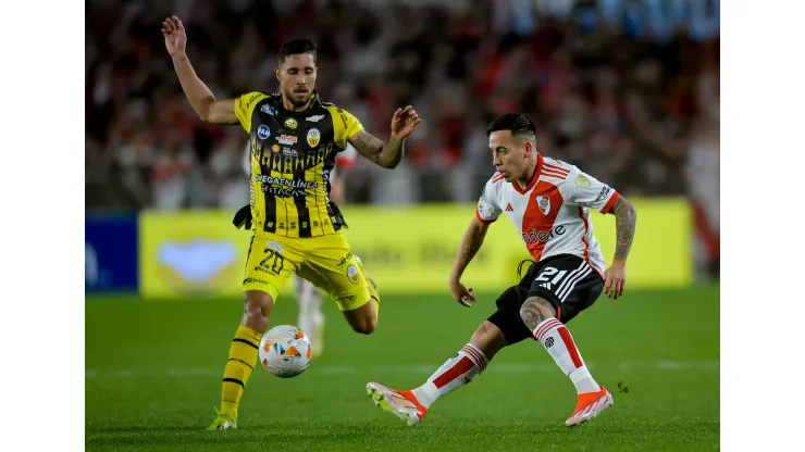 Esequiel Barco em ação pelo River na Libertadores, contra o Deportivo Táchira (Foto: Marcelo Endelli/Getty Images) 