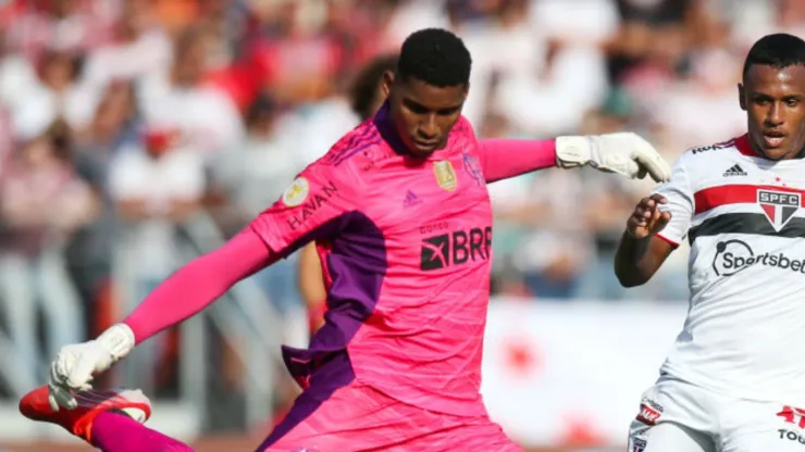 Goleiro já passou pelos exames médicos. Alexandre Schneider/Getty Images.
