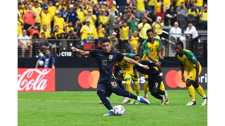 Kendry Páez pelo Equador. (Photo by Candice Ward/Getty Images)