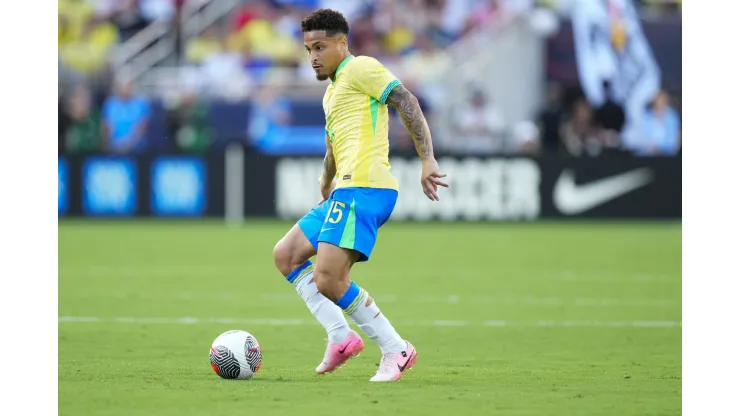 ORLANDO, FLORIDA - JUNE 12: João Gomes #15 of Brazil passes the ball against the United States during the Continental Clasico 2024 game at Camping World Stadium on June 12, 2024 in Orlando, Florida.  (Photo by Rich Storry/Getty Images)
