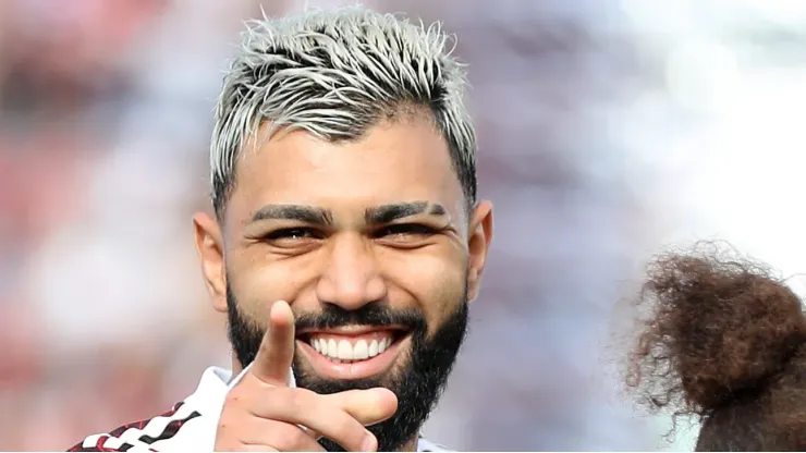 - Gabigol é um atacante que está no Flamengo desde 2019 e virou muito ídolo do Clube, além da torcida
