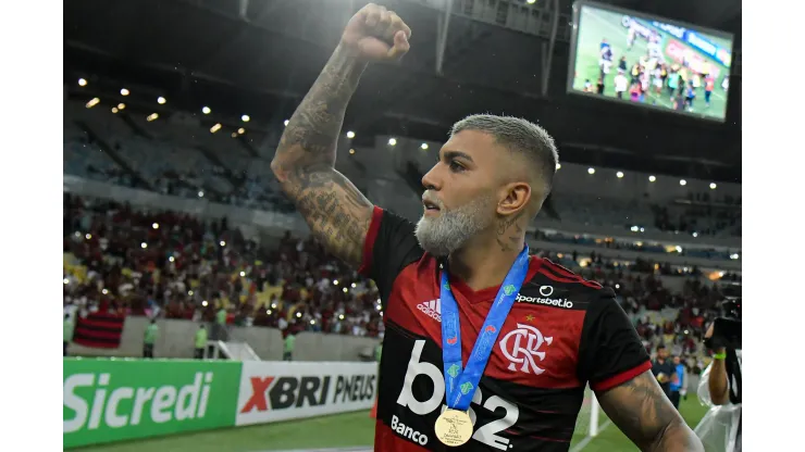 RJ - Rio de Janeiro - 22/02/2020 - Carioca 2020, Boa Vista x Flamengo -Gabigol jogador do Flamengo comemoram titulo de campeao apos vitoria contra o Boa Vista em partida no estadio Maracana pela decisao do campeonato Carioca 2020. Foto: Thiago Ribeiro/AGIF
