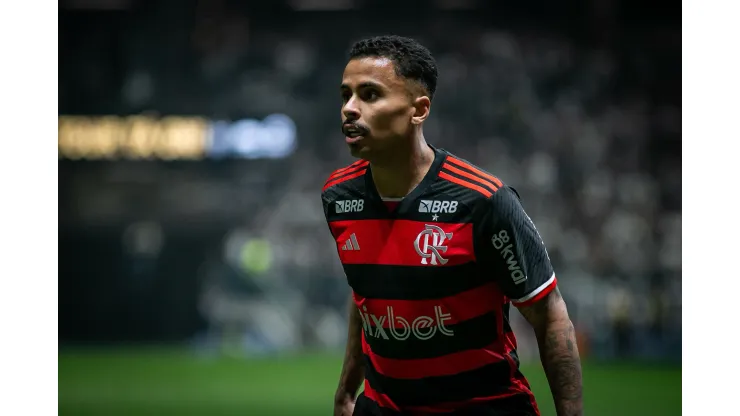 Foto: Fernando Moreno/AGIF - Allan foi vaiado no Maracanã 
