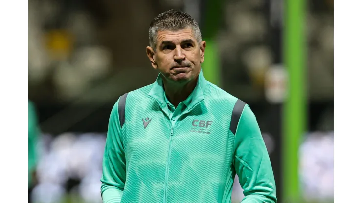 MG - BELO HORIZONTE - 11/07/2024 - BRASILEIRO A 2024, ATLETICO-MG X SAO PAULO - O arbitro Marcelo de Lima Henrique durante partida entre Atletico-MG e Sao Paulo no estadio Arena MRV pelo campeonato Brasileiro A 2024. Foto: Gilson Lobo/AGIF
