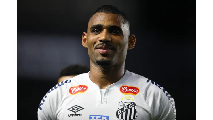 Santos deve negociar Joaquim e Bahia faz proposta
