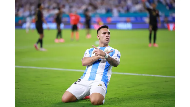 Lautaro Martinez é o artilheiro da Copa América. (Foto de Hector Vivas/Getty Images)
