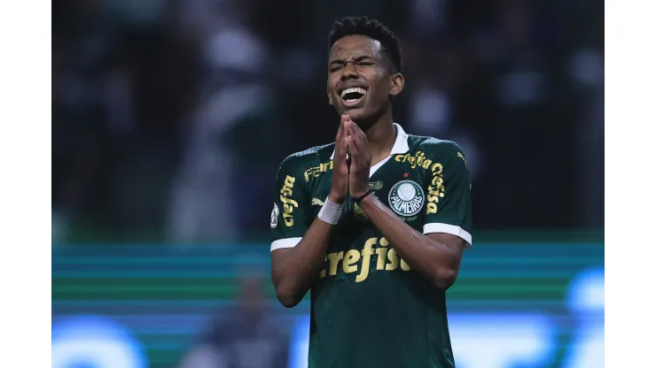 Estevao jogador do Palmeiras se lamenta durante partida. Foto: Ettore Chiereguini/AGIF
