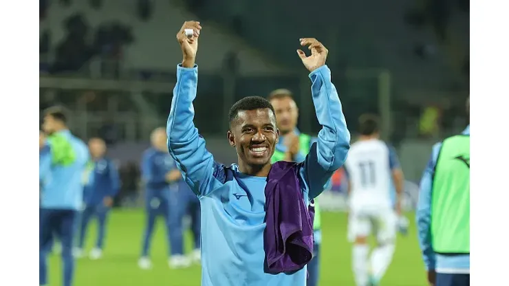 FLORENCE, ITALY - OCTOBER 10: Marcos Antônio Calcio Silva Santos of SS Lazio applauds the fans after during the Serie A match between ACF Fiorentina and SS Lazio at Stadio Artemio Franchi on October 10, 2022 in Florence, Italy.  (Photo by Gabriele Maltinti/Getty Images)
