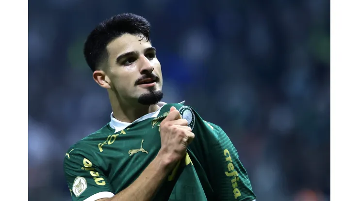 Flaco Lopez jogador do Palmeiras comemora seu gol durante partida contra o Cruzeiro. Foto: Marcello Zambrana/AGIF
