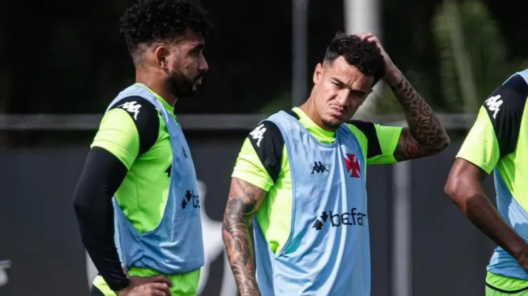 Coutinho e Payet vão jogar juntos no Vasco - Foto: X oficial no Vasco 
