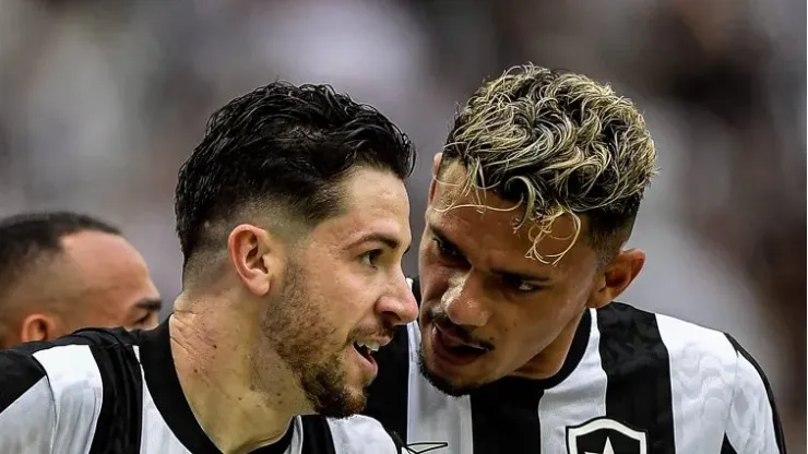 Gustavo Sauer, jogador do Botafogo, pode jogar no Peixão.
